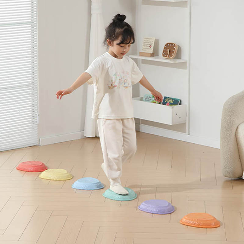 宝宝室内感统训练平衡步道石  触觉小石头过河石 |，将客厅变成孩子的探索乐园